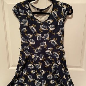 NWOT Navy blue dress with floral print